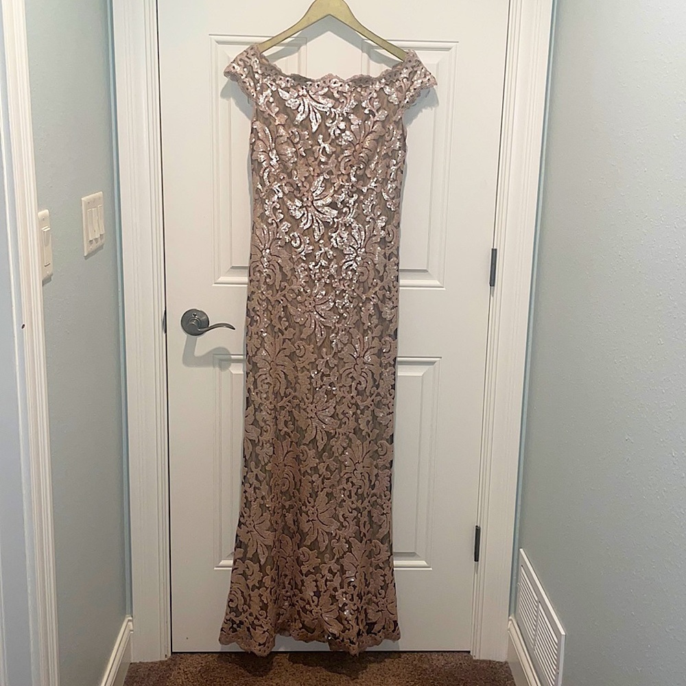 Full length gown. Rose-gold MOB dress.